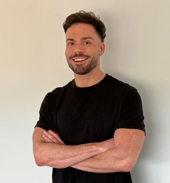 Justin De Rosa - Massage Therapist - The Studio